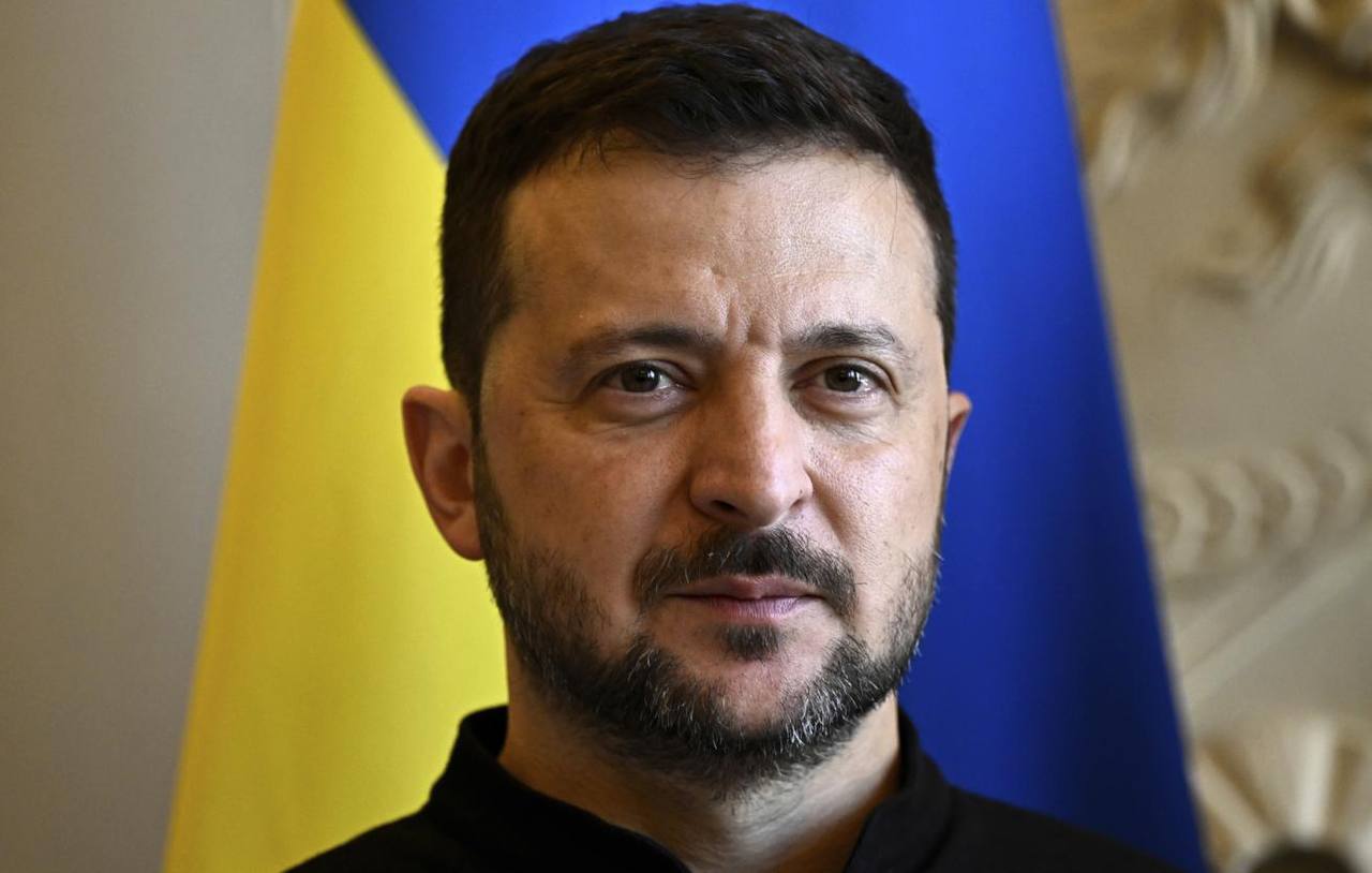 Президент Украины Владимир Зеленский во время выступления