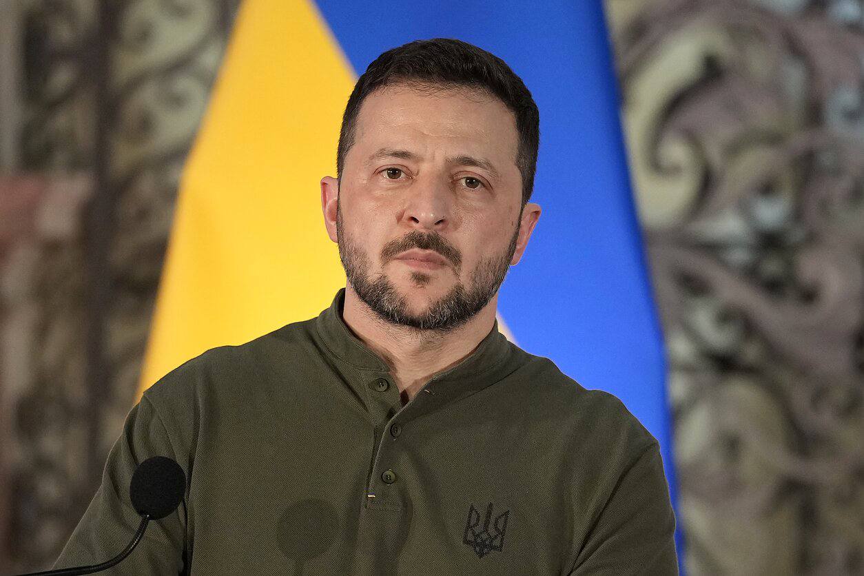 Владимир Зеленский выступает с важным заявлением