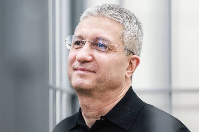 Тимур Иванов в зале суда на слушаниях