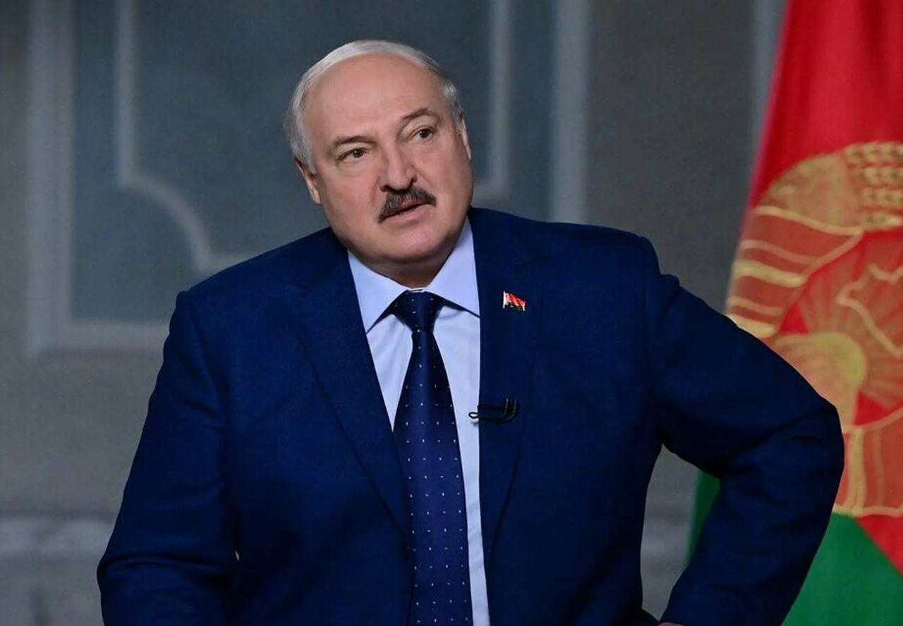 Александр Лукашенко во время публичного выступления
