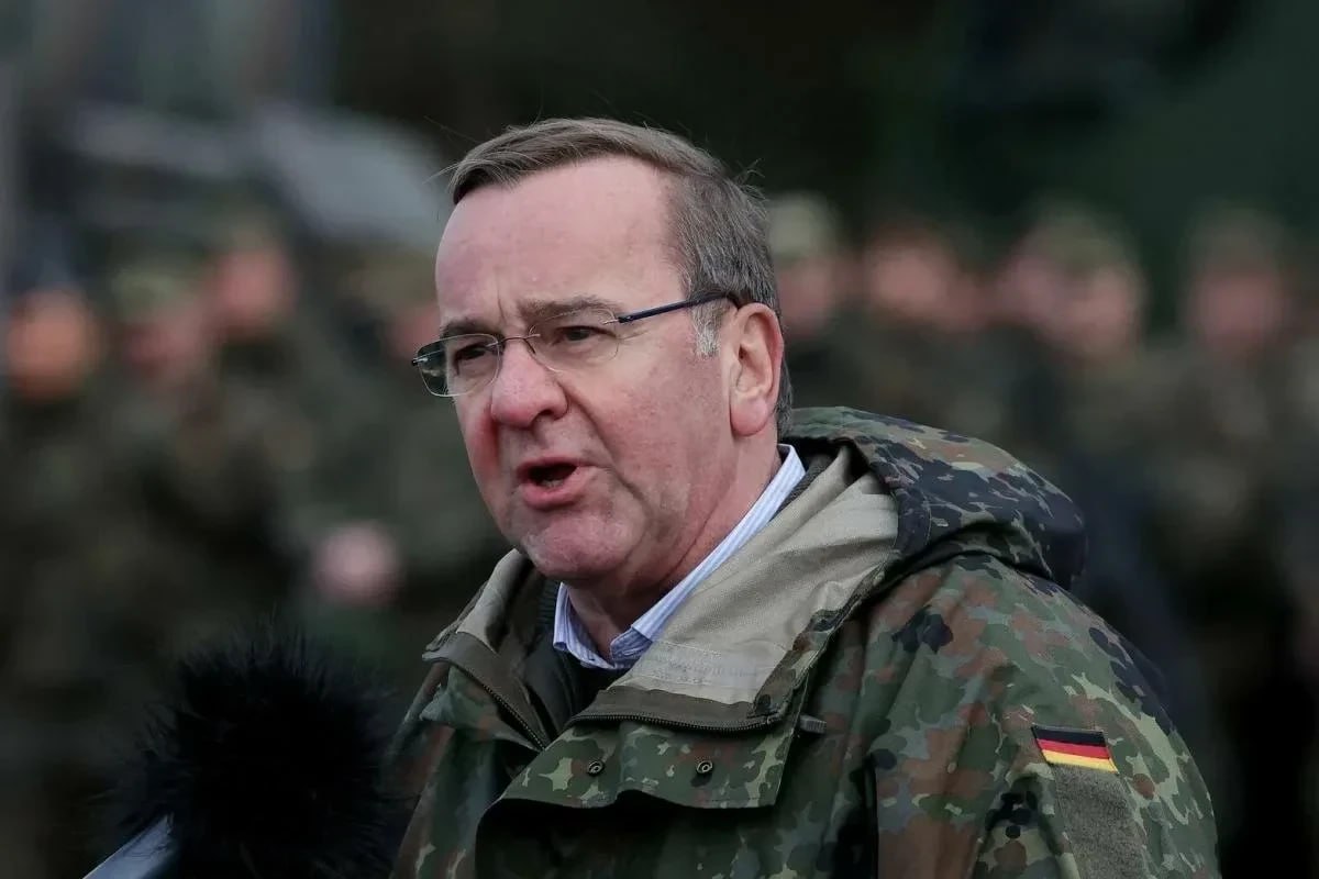 Минный тральщик ВМС Германии в Средиземном море