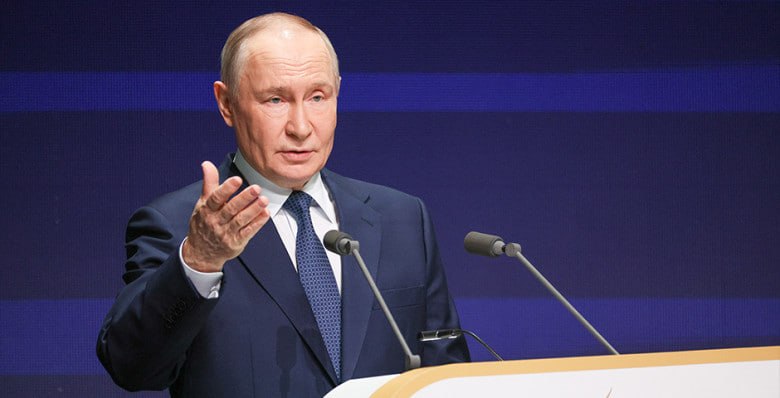 Владимир Путин выступает с заявлением о террористических угрозах