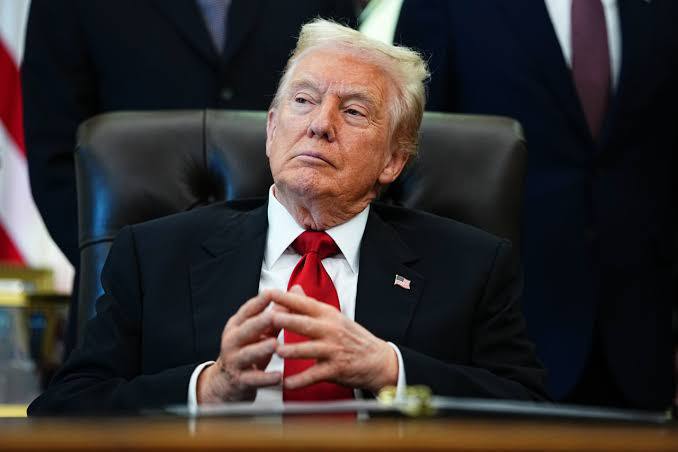Дональд Трамп выступает с заявлением о сделке с Ираном