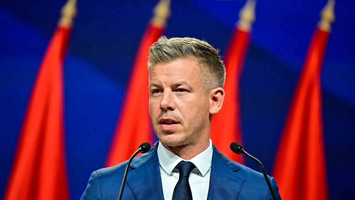 Премьер-министр Венгрии выступает с требованием отставки президента