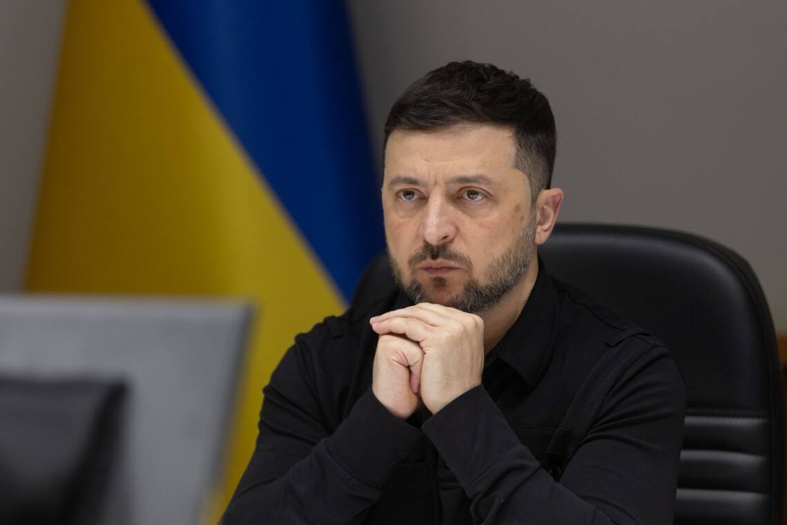 Владимир Зеленский делает заявление о дальнобойных ударах