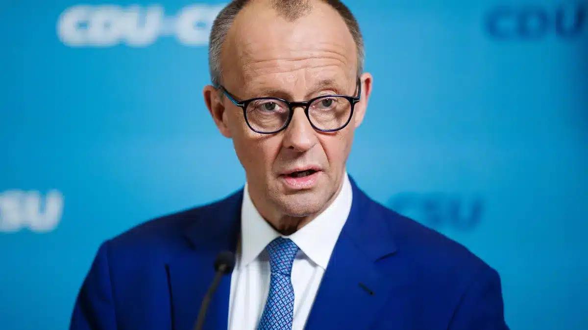 Фридрих Мерц выступает с заявлением о посредничестве