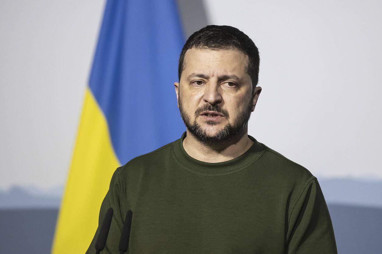 Владимир Зеленский делает заявление об угрозах украинскому руководству