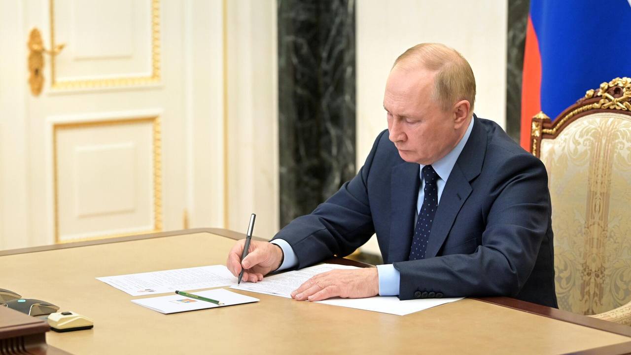 Подписание закона о защите россиян за рубежом