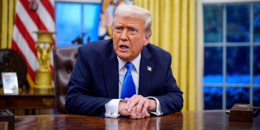 Дональд Трамп на пресс-конференции обсуждает Иран