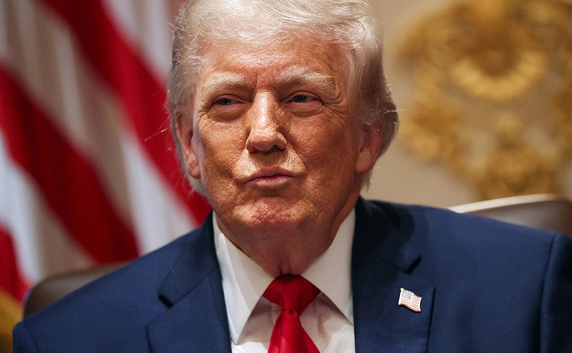 Дональд Трамп выступает на трибуне саммита НАТО в Анкаре