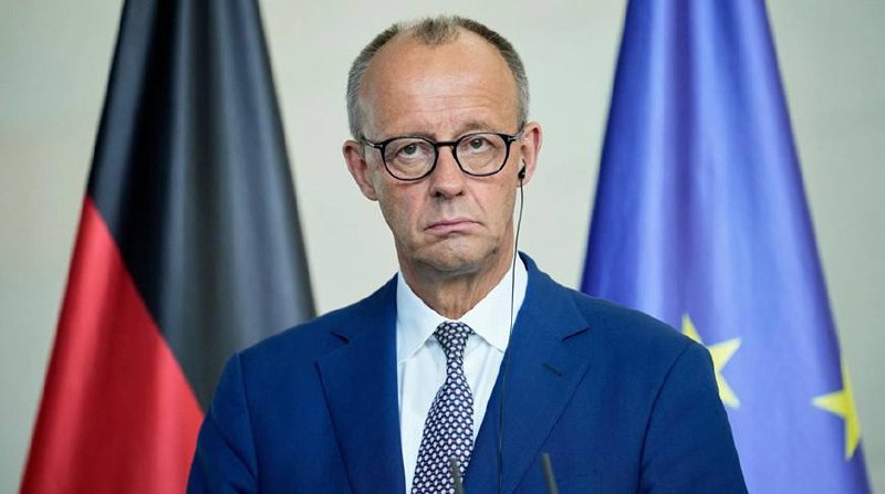 Диаграмма падения рейтинга канцлера Германии Олафа Шольца