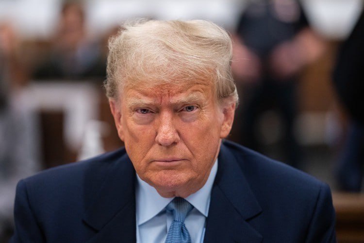 Трамп угрожает уничтожить инфраструктуру Ирана в интервью
