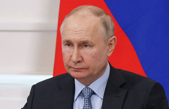 Владимир Путин выступает с заявлениями о противостоянии НАТО