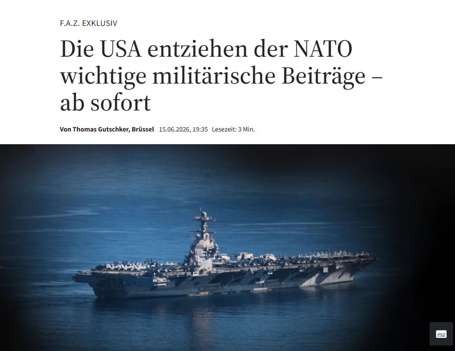 Стратегический бомбардировщик США на взлетной полосе