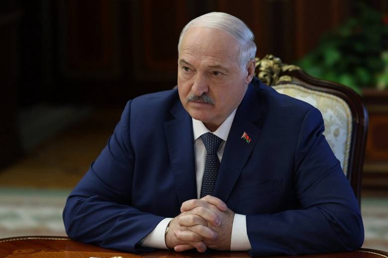 Лукашенко заявляет о миролюбии Беларуси