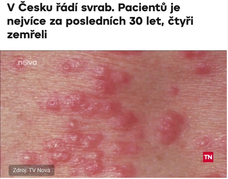 Врач осматривает пациента с симптомами чесотки