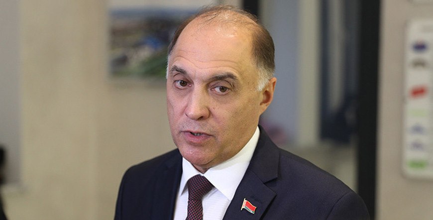 Секретарь Совбеза Беларуси Александр Вольфович делает заявление