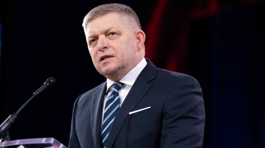 Провал референдума о выплатах премьеру Словакии