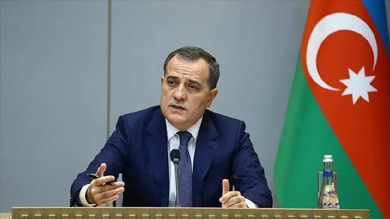 Главы МИД Азербайджана и России на переговорах