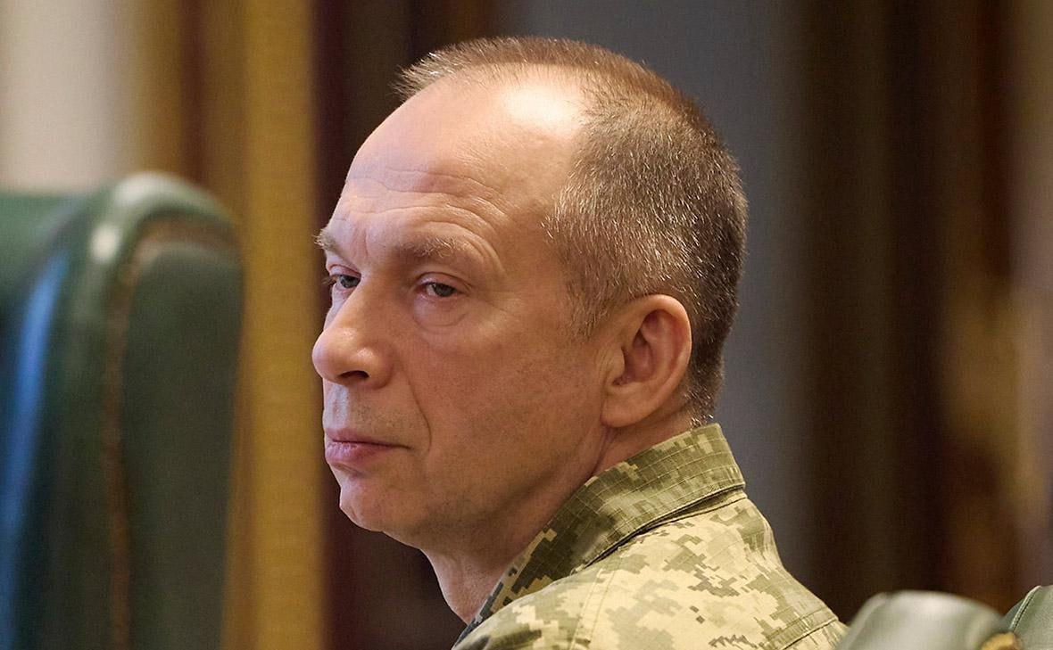 Александр Сырский на военном совещании