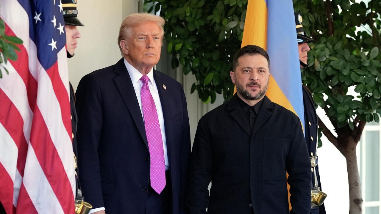 Владимир Зеленский и Дональд Трамп на переговорах
