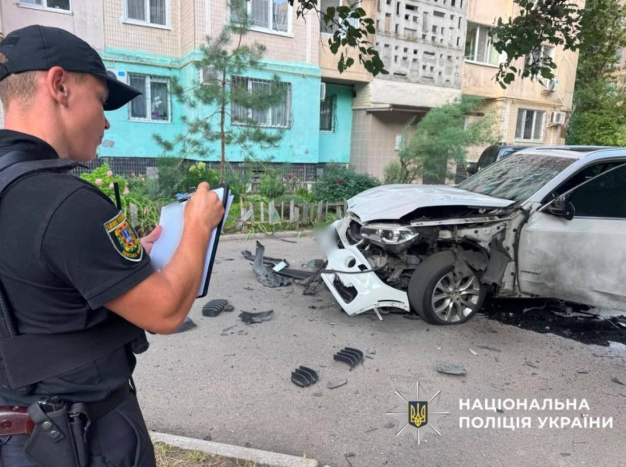 Взрыв BMW X5 в Одессе после запуска двигателя