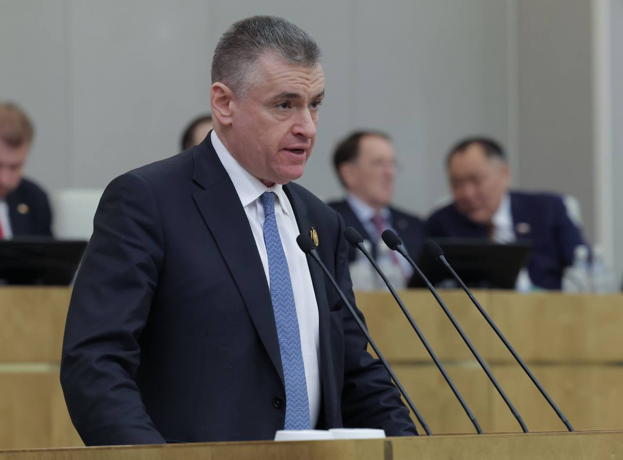 Лидер ЛДПР Леонид Слуцкий на трибуне