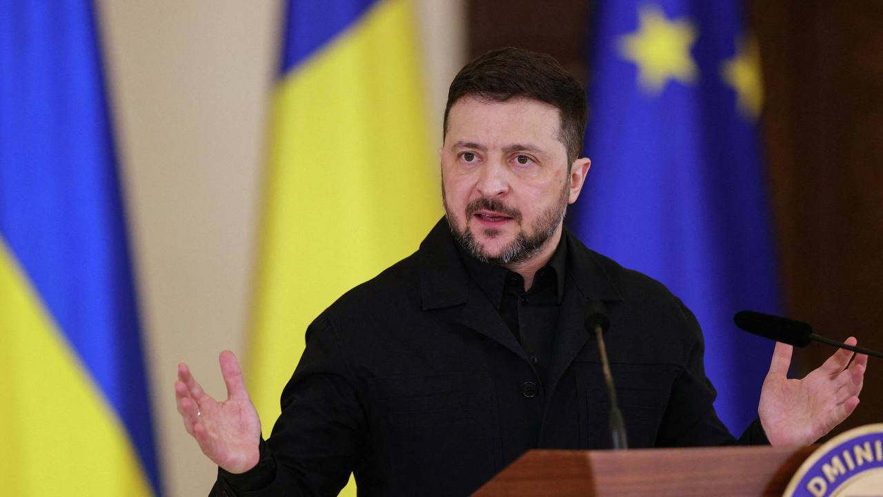 Зеленский на фоне систем ПВО Украины
