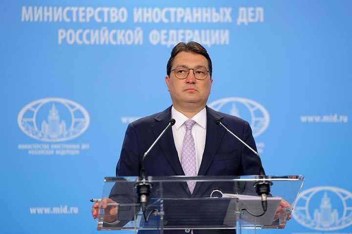 Флаги Армении и России на переговорах