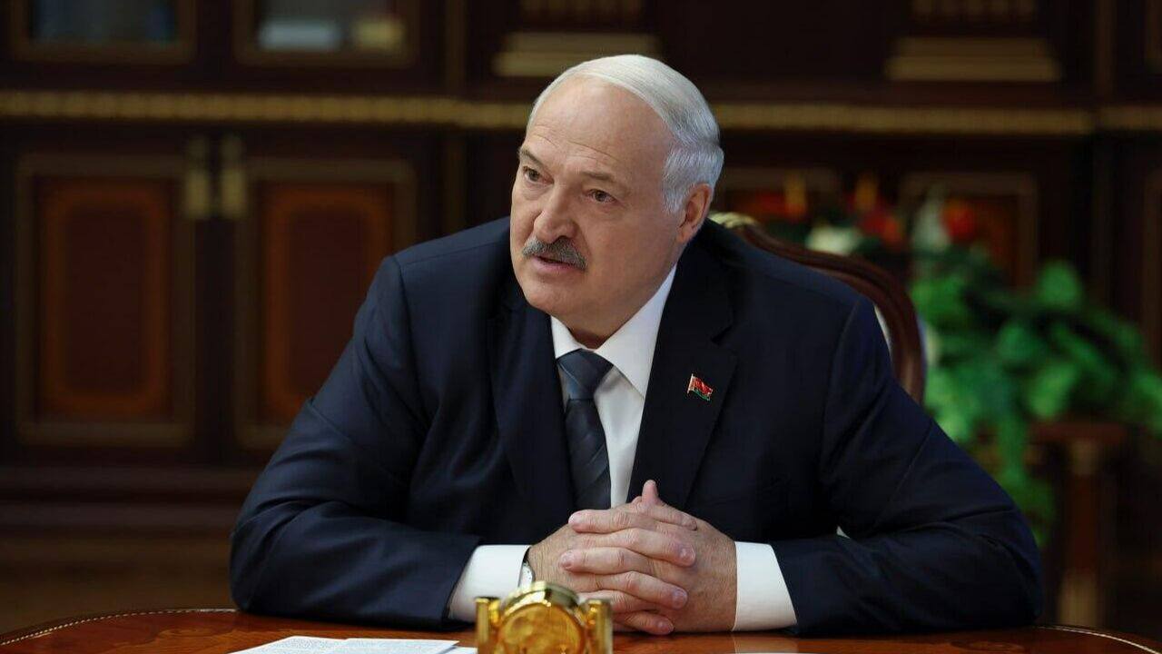 Лукашенко говорит о важности работы для мира