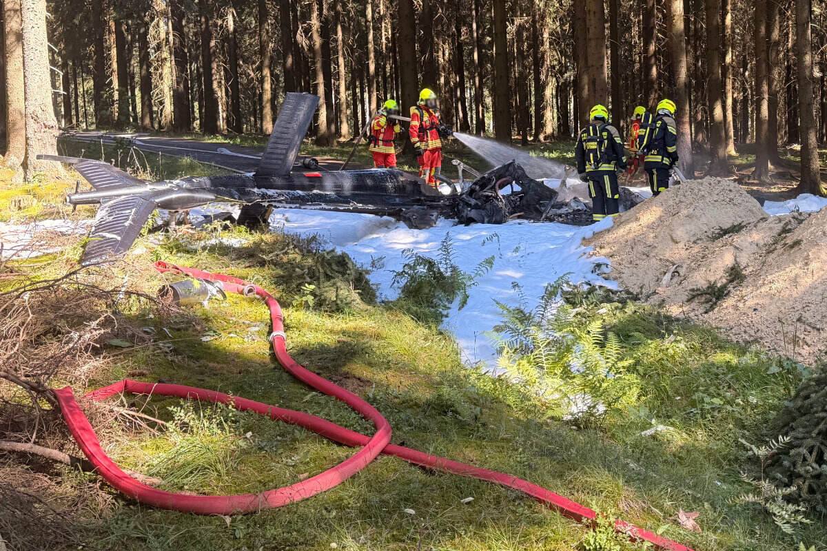 Вертолет упал в лесу в Германии