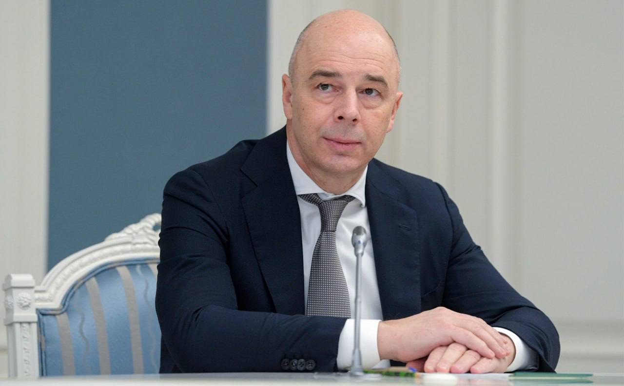 Министр финансов России Антон Силуанов выступает с заявлением