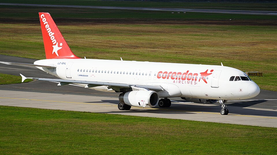 Самолет Boeing 737 MAX 8 совершает экстренную посадку в Кайсери