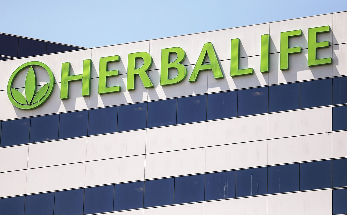 Разрушенный склад Herbalife в Киевской области