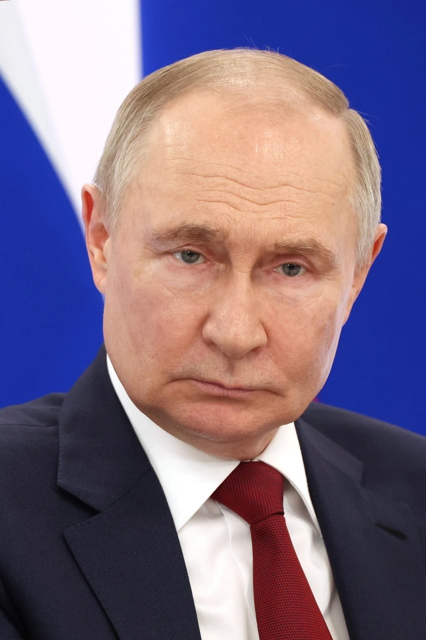 Владимир Путин опровергает слухи о мобилизации на пресс-конференции