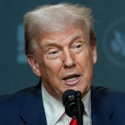 Дональд Трамп выступает с заявлением об искусственном интеллекте