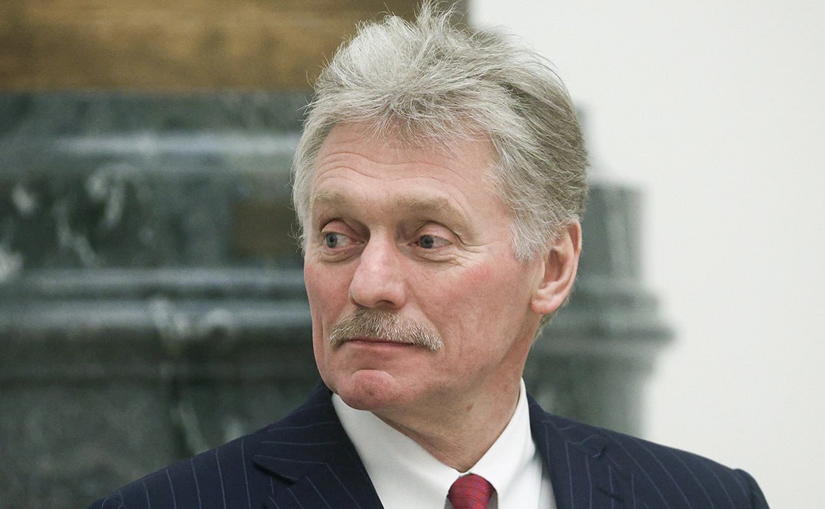 Дмитрий Песков на брифинге для журналистов
