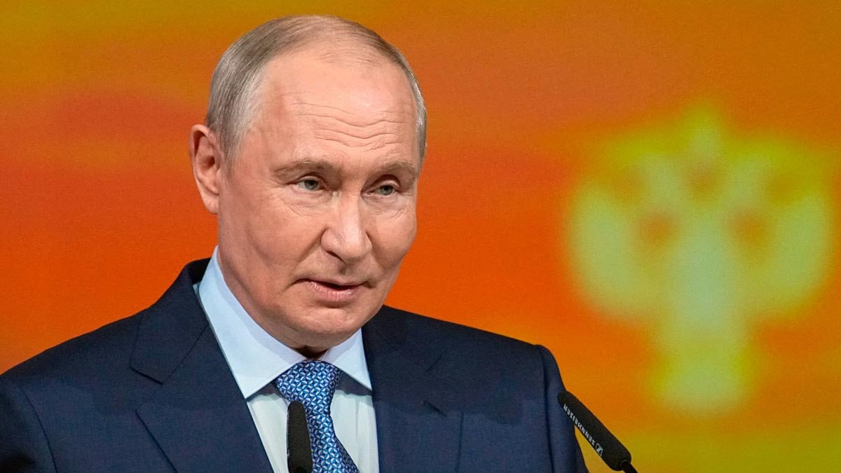 Путин заявляет о невозможности победить Россию