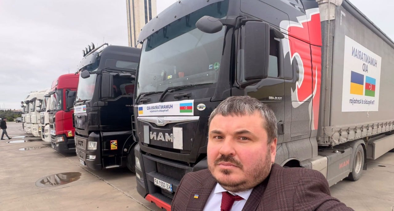 Грузовики с гуманитарной помощью для энергетики Украины