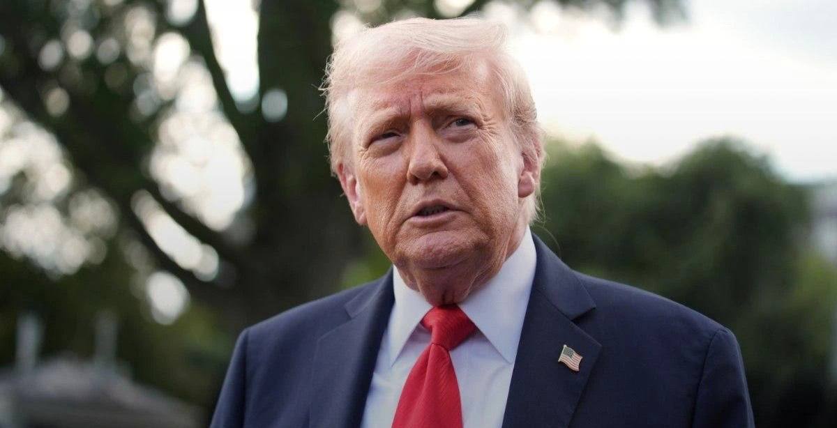 Дональд Трамп выступает с заявлением о политике в Иране