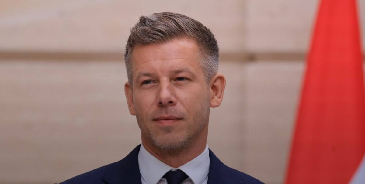 Премьер-министр Венгрии выступает с заявлением о санкциях
