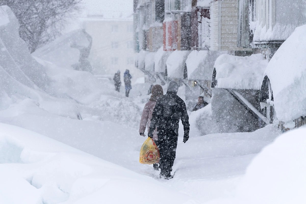 Снегопад на улицах Москвы